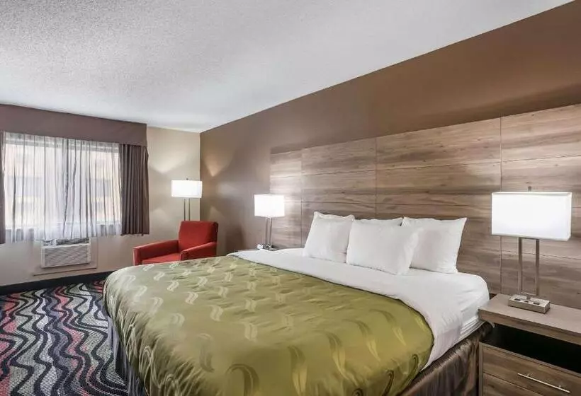 اتاق کلاس بیزنس, Quality Inn Cedar Rapids South