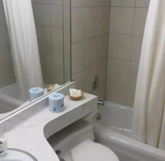 ２ダブルベッドのスタンダードルーム, Ripon Welcome Inn And Suites