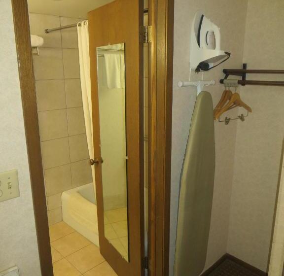 标准间带双人床, Ripon Welcome Inn And Suites