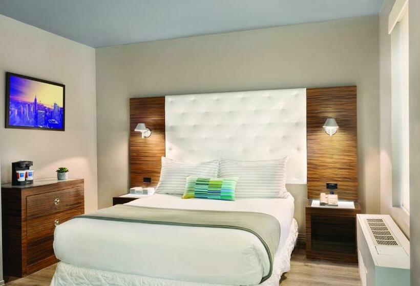 스탠다드 룸, The Gallivant Times Square