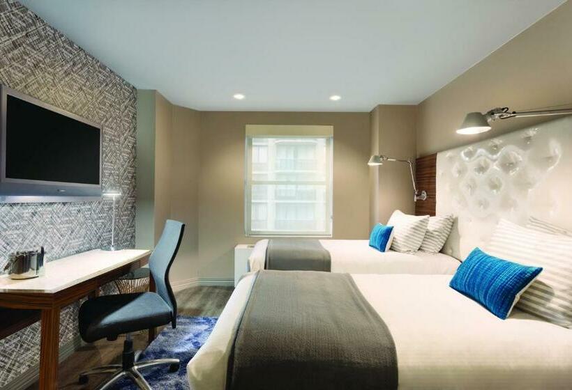 스탠다드 룸, The Gallivant Times Square