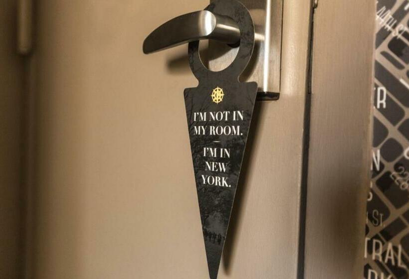 펜트하우스 스위트, The Gallivant Times Square