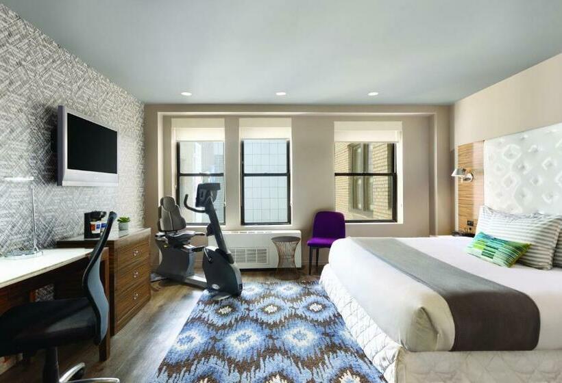 اتاق استاندارد با تخت بزرگ, The Gallivant Times Square