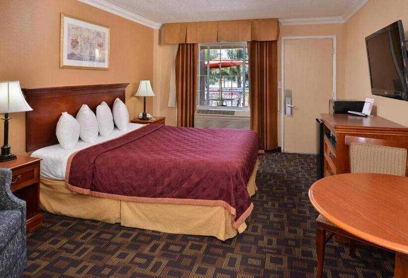 غرفة قياسية سرير كينج, Torch Lite Inn At The Beach Boardwalk