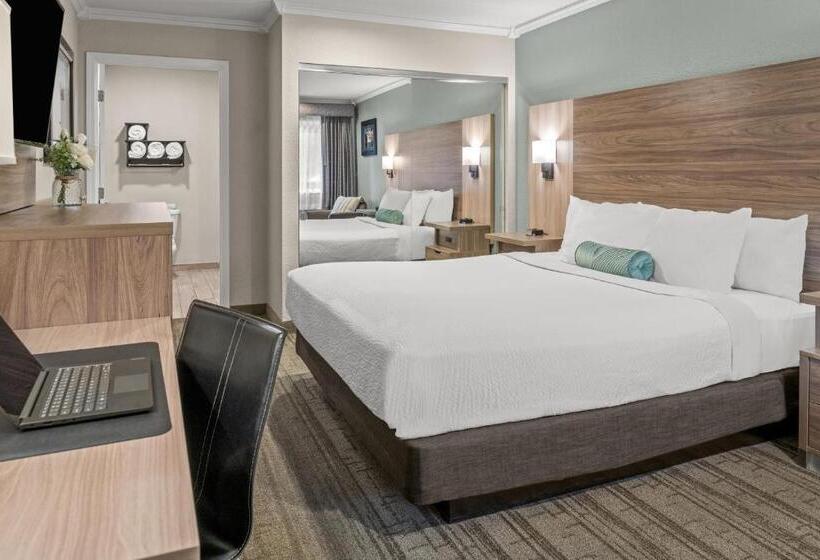 스탠다드 룸 킹사이즈 침대, Yosemite Westgate Lodge