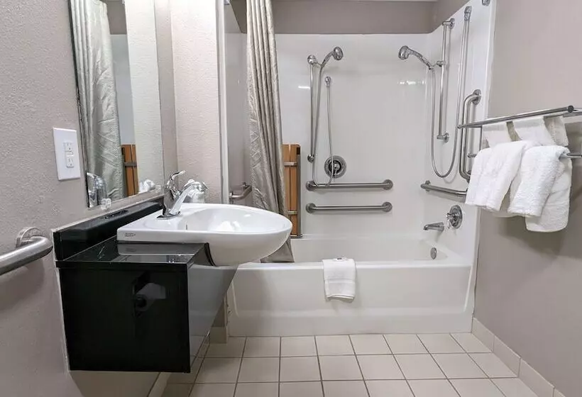 اتاق استاندارد برای معلولان, Motel 6framingham, Ma  Boston West