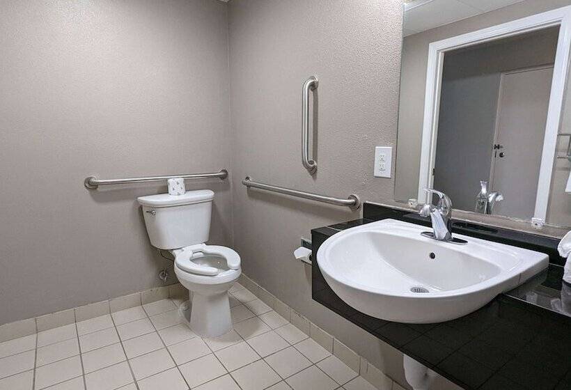 غرفة قياسية لذوى الاحتياجات الخاصة, Motel 6framingham, Ma  Boston West
