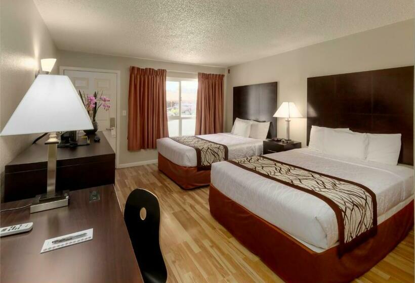 غرفة قياسية, Thunderbird Lodge