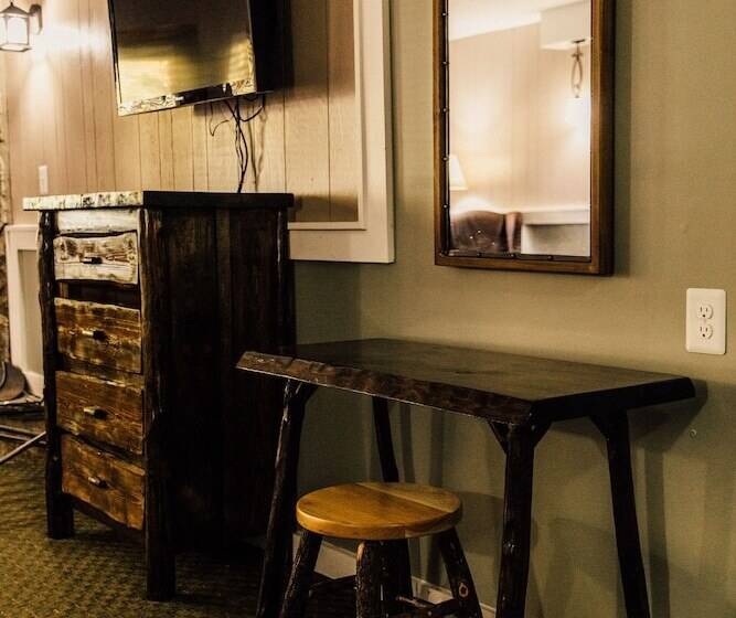 חדר דלוקס, Brookside Lodge