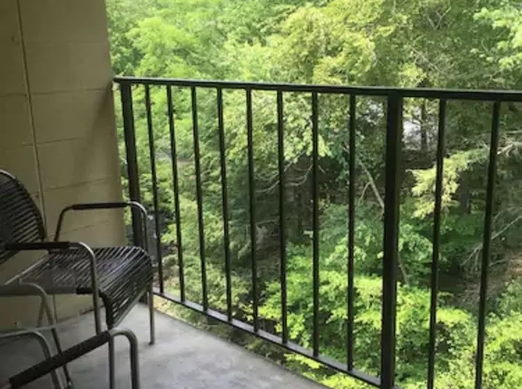 اتاق استاندارد با تخت بزرگ, Brookside Lodge