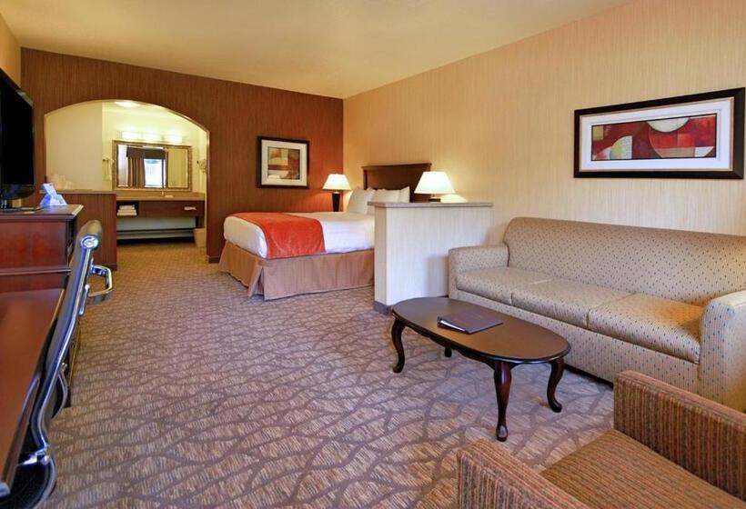 מיטת קינג בסוויטה, Best Western San Dimas Hotel & Suites