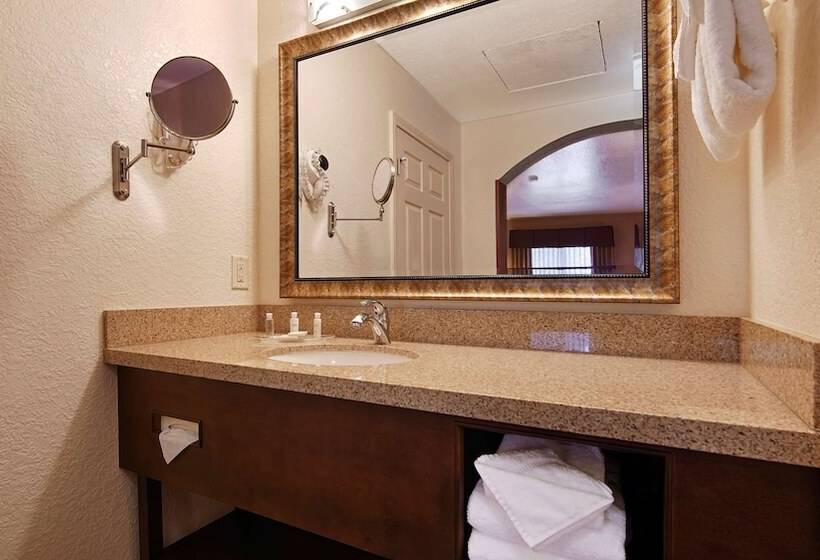 Люкс, Best Western San Dimas Hotel & Suites