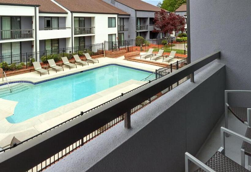 מיטת קינג בסוויטה, Courtyard By Marriott Augusta