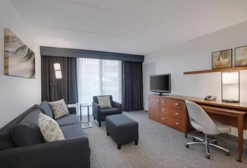スイート, Courtyard By Marriott Augusta