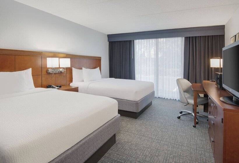 חדר סטנדרט שתי מיטות זוגיות, Courtyard By Marriott Augusta