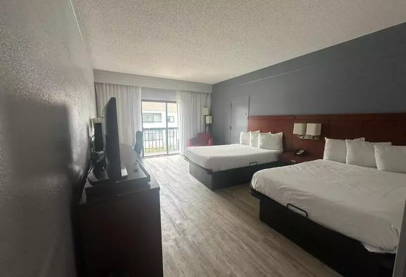 ２ダブルベッドのスタンダードルーム, Super 8 By Wyndham Dallas Love Field Airport