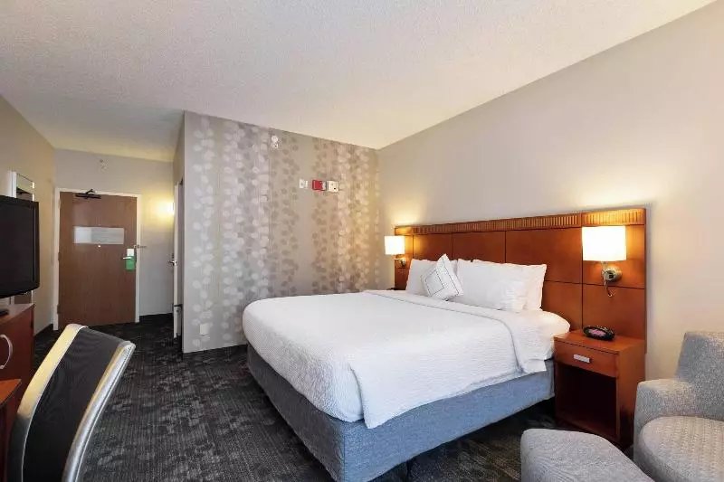 اتاق استاندارد با تخت بزرگ, Courtyard By Marriott Dallas Fort Worth/bedford