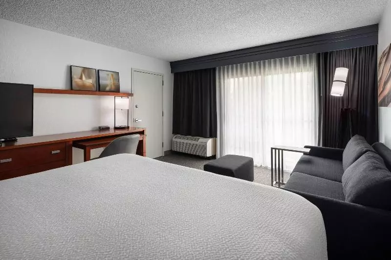 اتاق استاندارد با تخت بزرگ, Courtyard Fremont Silicon Valley