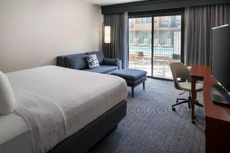 اتاق استاندارد با تخت بزرگ, Courtyard Los Angeles Torrance/palos Verdes