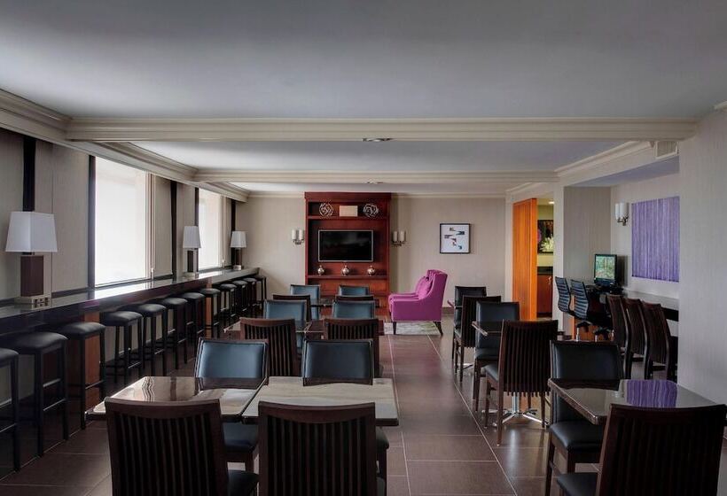 デラックスルーム, Dallas Addison Marriott Quorum By The Galleria