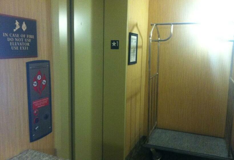 חדר דלוקס, Days Inn By Wyndham Cheyenne