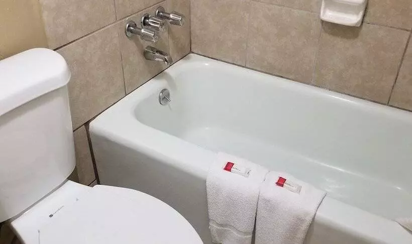 Standard-studio, Days Inn By Wyndham Cocoa Cruiseport West At I95/524