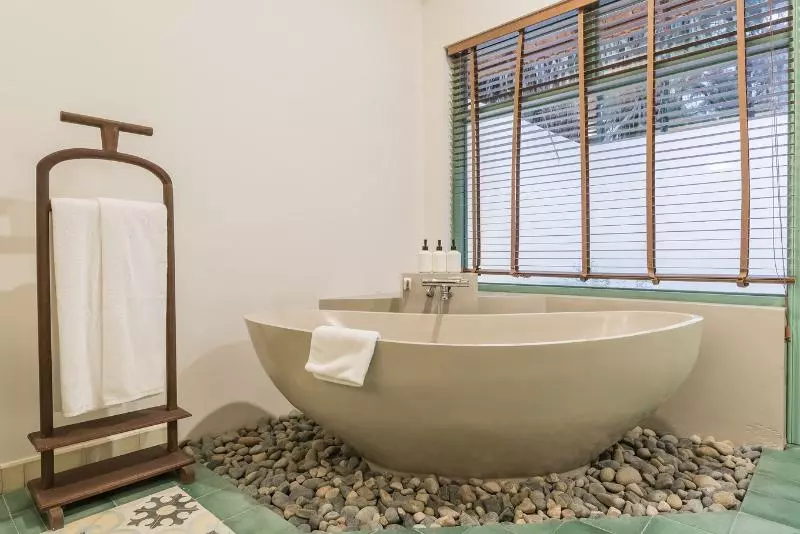 キングサイズベッドのスタンダードルーム, Days Inn By Wyndham Columbus North Fort Moore