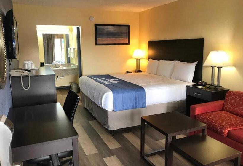 اتاق استاندارد با تخت بزرگ, Days Inn By Wyndham Greensboro Airport
