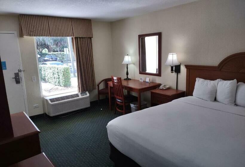 غرفة قياسية سرير كينج لذوى الإحتياجات الخاصة, Days Inn By Wyndham Port Charlotte Town Center