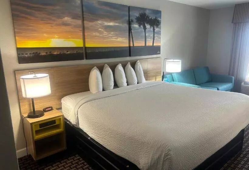 キングサイズベッドのエクゼクティブルーム, Days Inn By Wyndham Port Charlotte Town Center