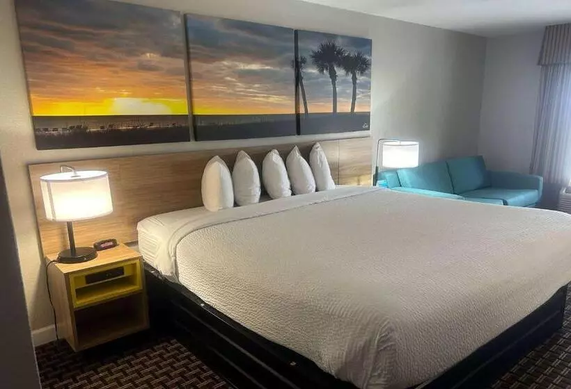 キングサイズベッドのエクゼクティブルーム, Days Inn By Wyndham Port Charlotte Town Center
