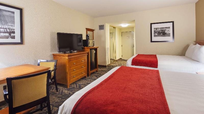 Номер Стандарт Адаптированный для Инвалидов, Doubletree By Hilton Raleigh Midtown, Nc
