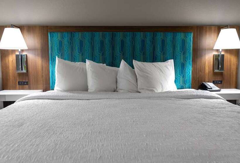 Номер Стандарт, Doubletree By Hilton Raleigh Midtown, Nc