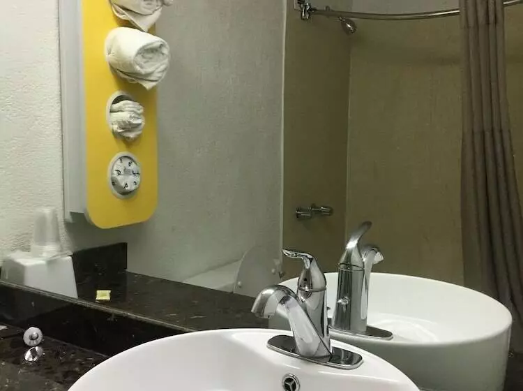 Standard-huone 2 Parivuodetta, Fairbridge Inn Express Melrose Park