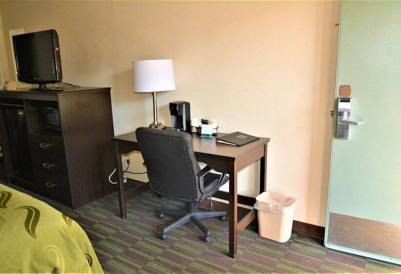 Номер Стандарт 2 Двуспальные Кровати, Quality Inn