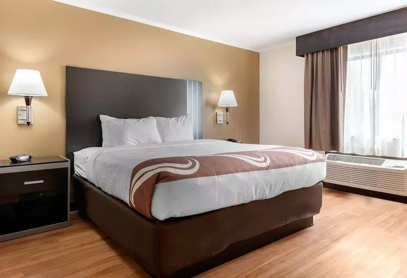 Standard-huone King-vuode, Quality Inn Fairborn Near Wright Patterson Afb