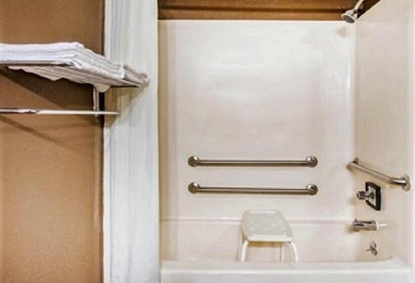 חדר סטנדרט שתי מיטות זוגיות, Super 8 By Wyndham Marysville