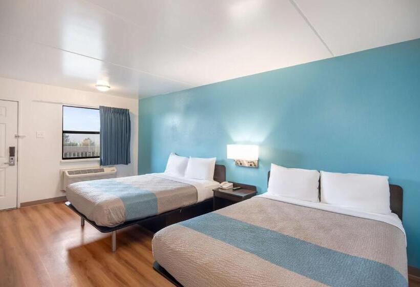 اتاق استاندارد برای معلولان, Motel 6 Colorado Springs, Co   Air Force Academy