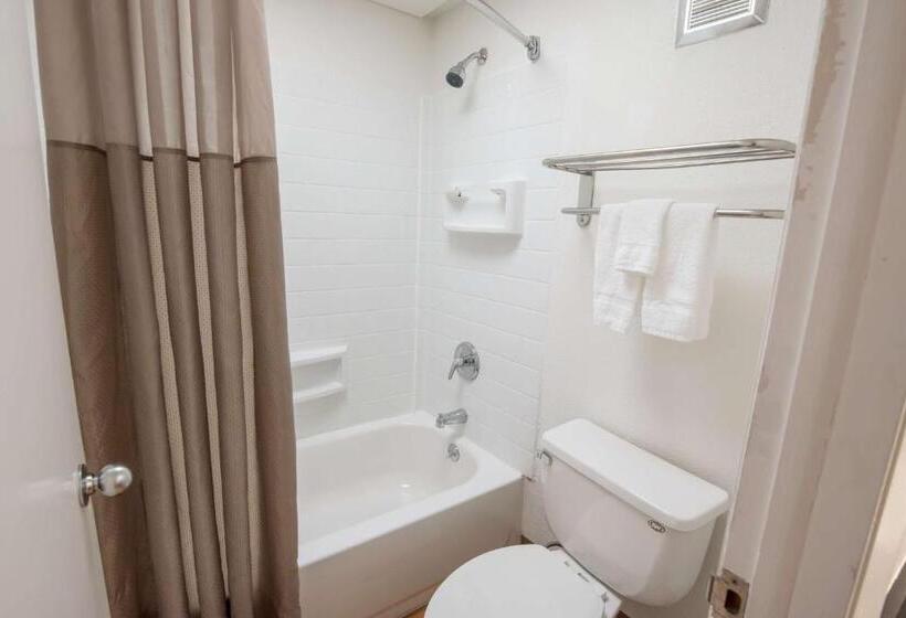 اتاق استاندارد با تخت بزرگ, Motel 6 Colorado Springs, Co   Air Force Academy
