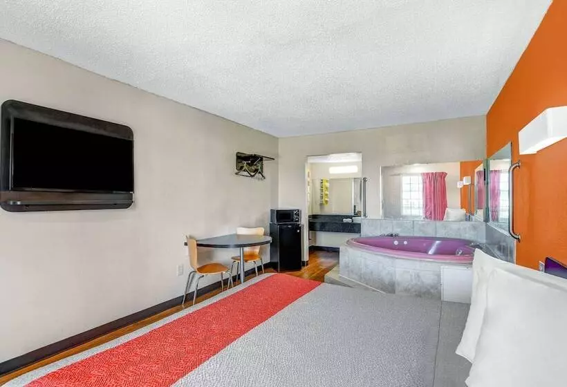Sviitti, Motel 6 calhoun, Ga