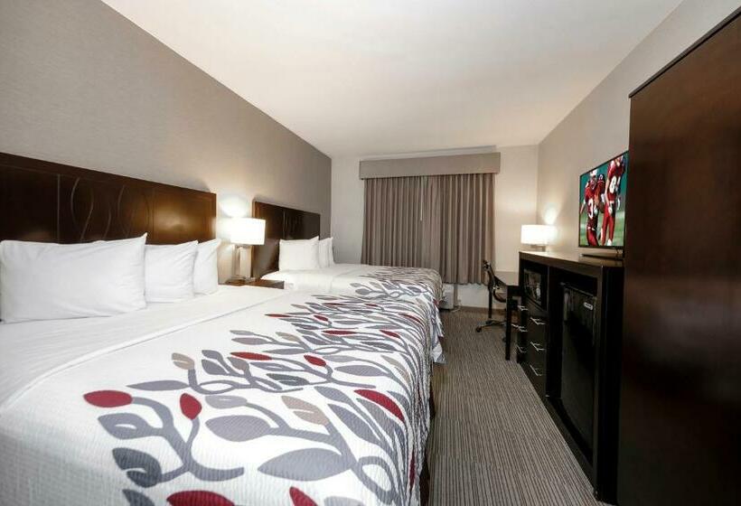 豪华湖景房, Red Roof Inn & Suites Newburgh   Stewart Airport West Point