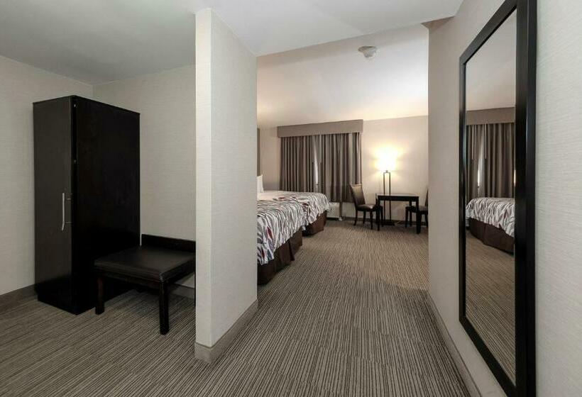 豪华湖景房, Red Roof Inn & Suites Newburgh   Stewart Airport West Point