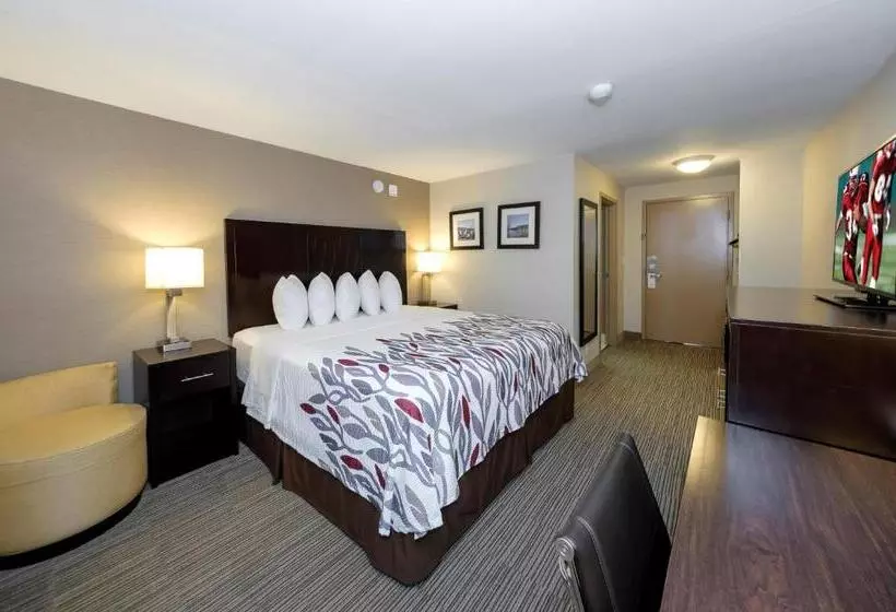 障害者適応デラックスルーム, Red Roof Inn & Suites Newburgh   Stewart Airport West Point