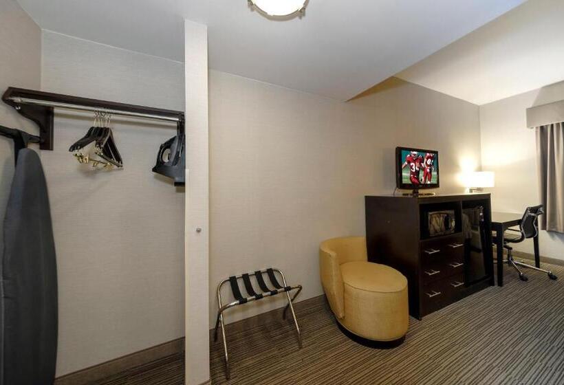 适用于残疾人士的豪华房间, Red Roof Inn & Suites Newburgh   Stewart Airport West Point