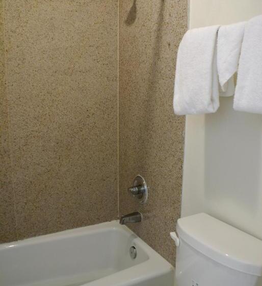 غرفة عائلية, Colony Inn