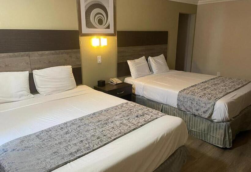 غرفة عائلية, Colony Inn