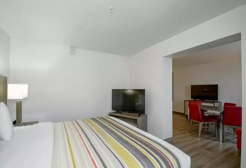 سوئیت با تخت بزرگ, Country Inn & Suites By Radisson, New Orleans I10 East, La