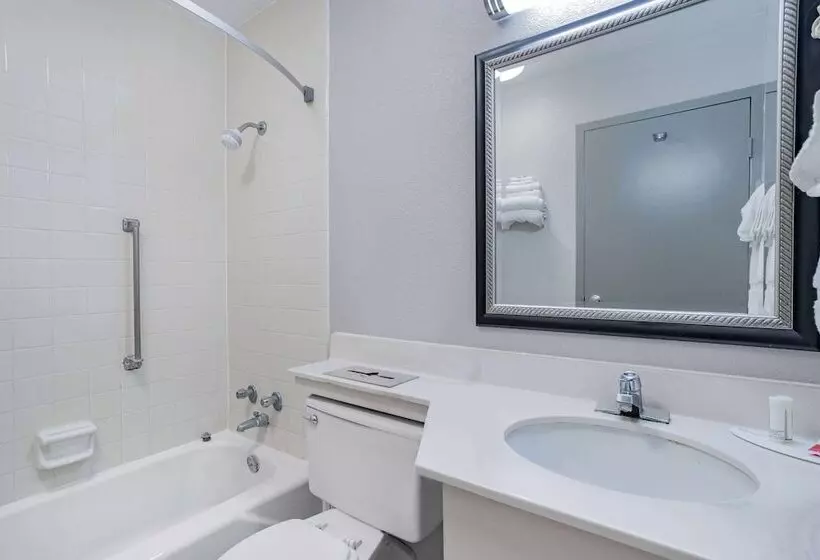 Standard-huone 2 Parivuodetta, Days Inn By Wyndham Cambridge