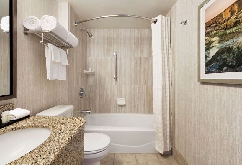 이그제큐티브 룸, Embassy Suites By Hilton San Luis Obispo