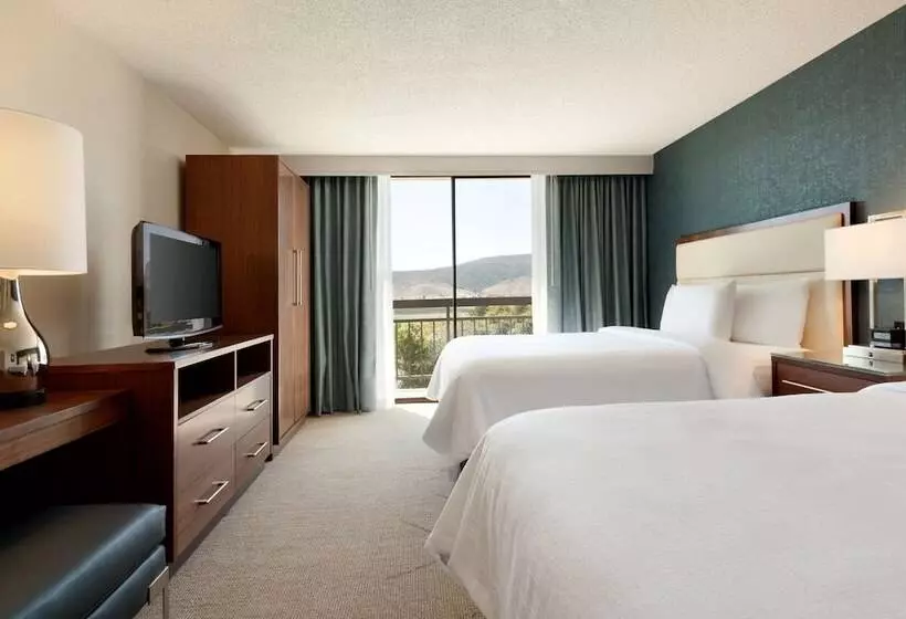 سوئیت برای معلولان, Embassy Suites By Hilton San Luis Obispo